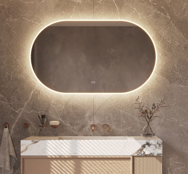 Deze ovale design spiegel van 120x70 cm is van alle gemakken voorzien, zoals: geïntegreerde directe + indirecte verlichting, spiegelverwarming, instelbare lichtkleur en een dimfunctie