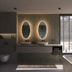 De geïntegreerde spiegelverwarming voorkomt condens vorming op de spiegel na bv het douchen, handig!